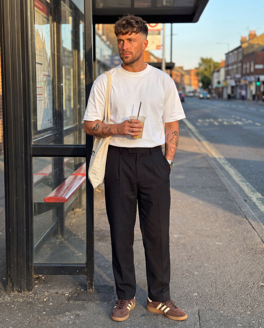 Pleated Cotton-Nylon Commuter Trousers - Black