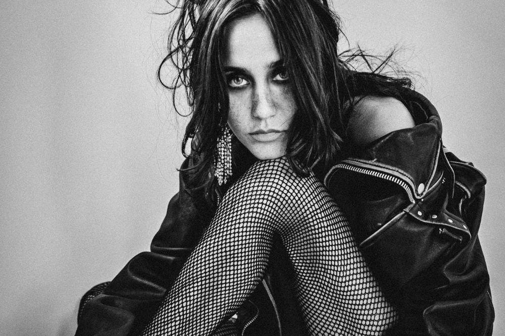Jesse Jo Stark drops witchy new single 'Cry On Me'