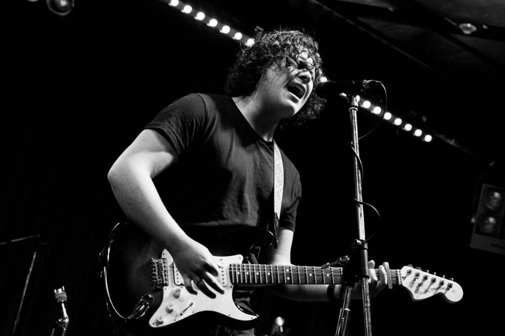 20-year old singer/producer/multi-instrumentalist Max Reuben teases new single 'In My Room'