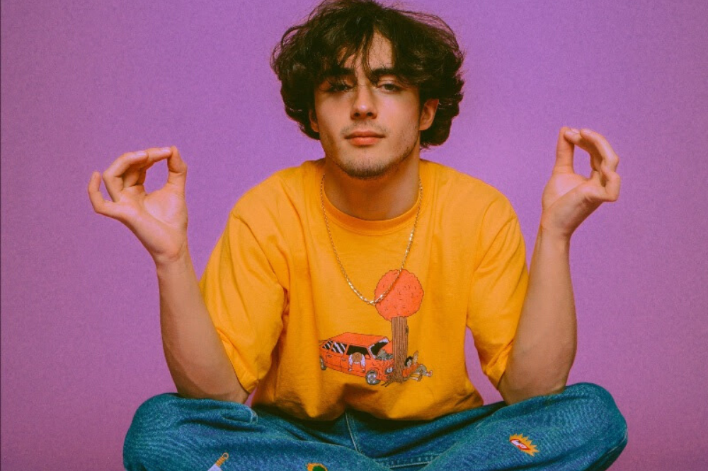 Alfie Templeman gives us some "Happiness in Liquid Form" with his new track