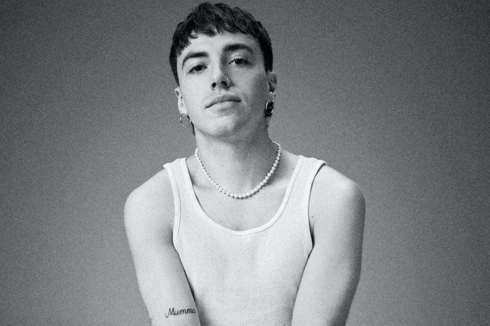 TYNE-JAMES ORGAN ASKS TO ‘HOLD ME BACK’ IN OFFICIAL VIDEO TARGETING DOMESTIC ABUSE