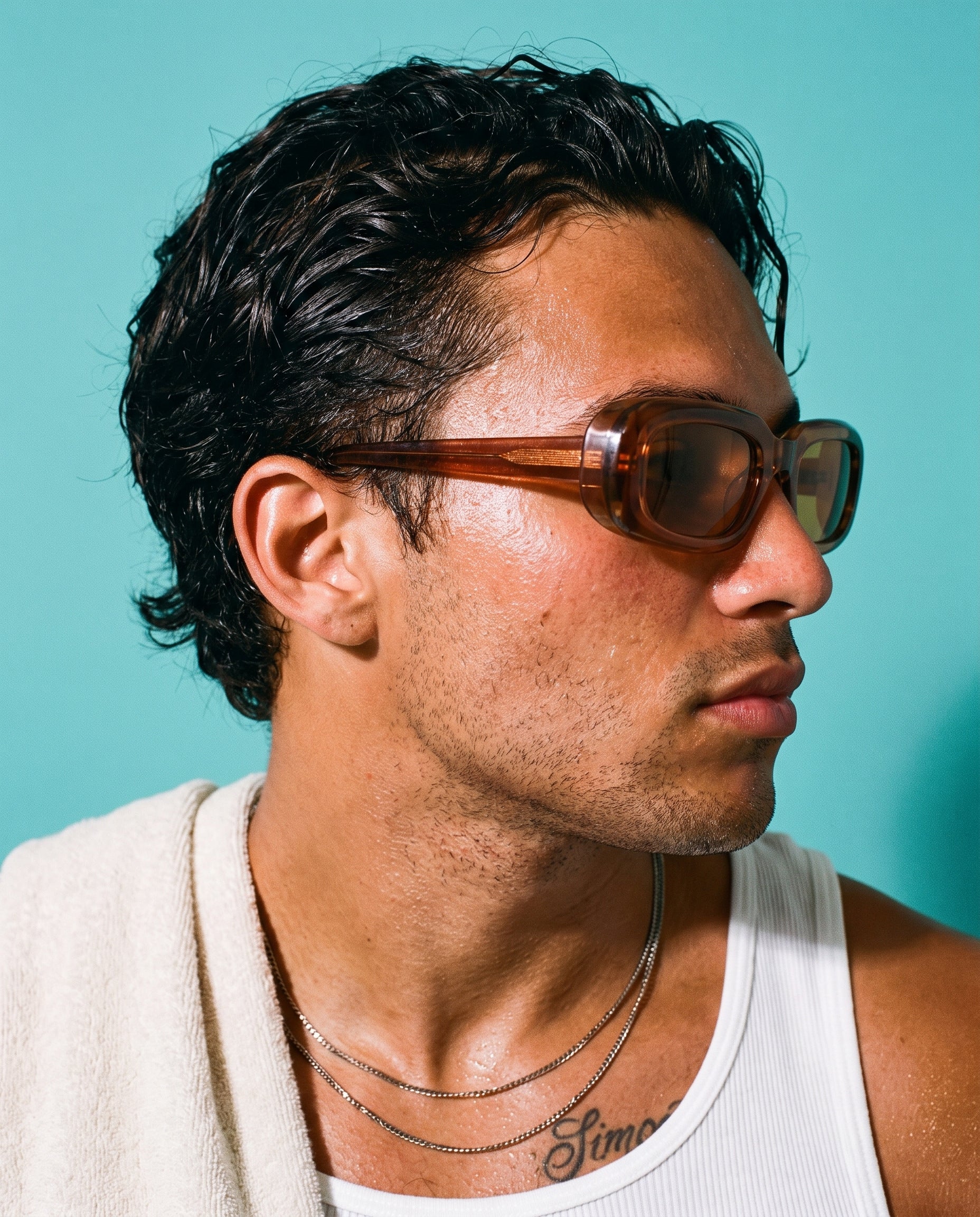 Hipland Cabo Sunglasses Transparent Brown   Brown on model