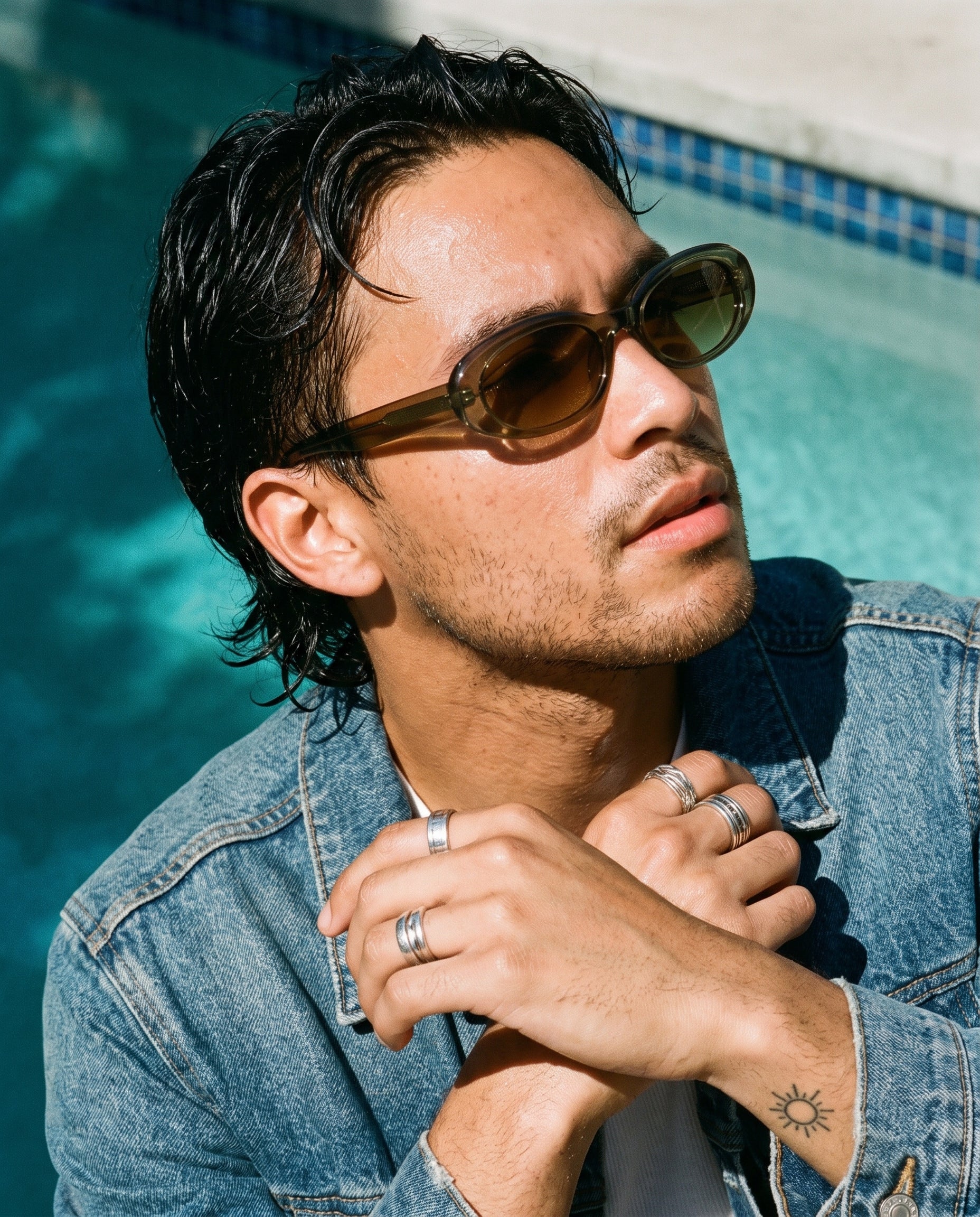 Hipland Lisbon Sunglasses Green   Brown on model