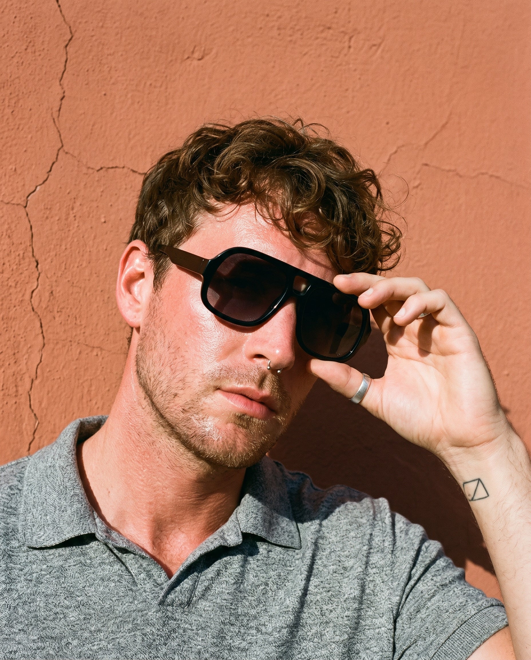 Hipland Phuket Sunglasses Black   Grey on model