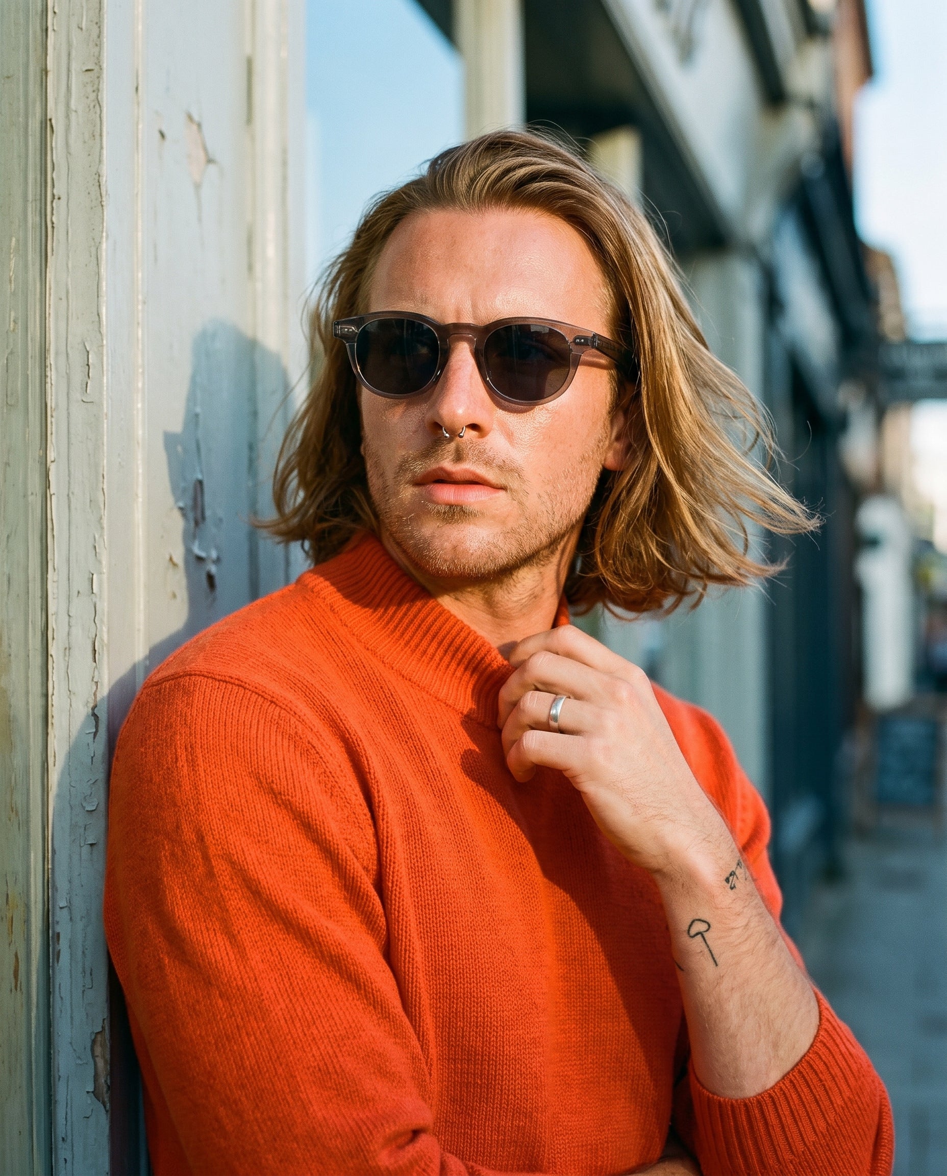 Hipland Cannes Sunglasses Grey   Grey on model