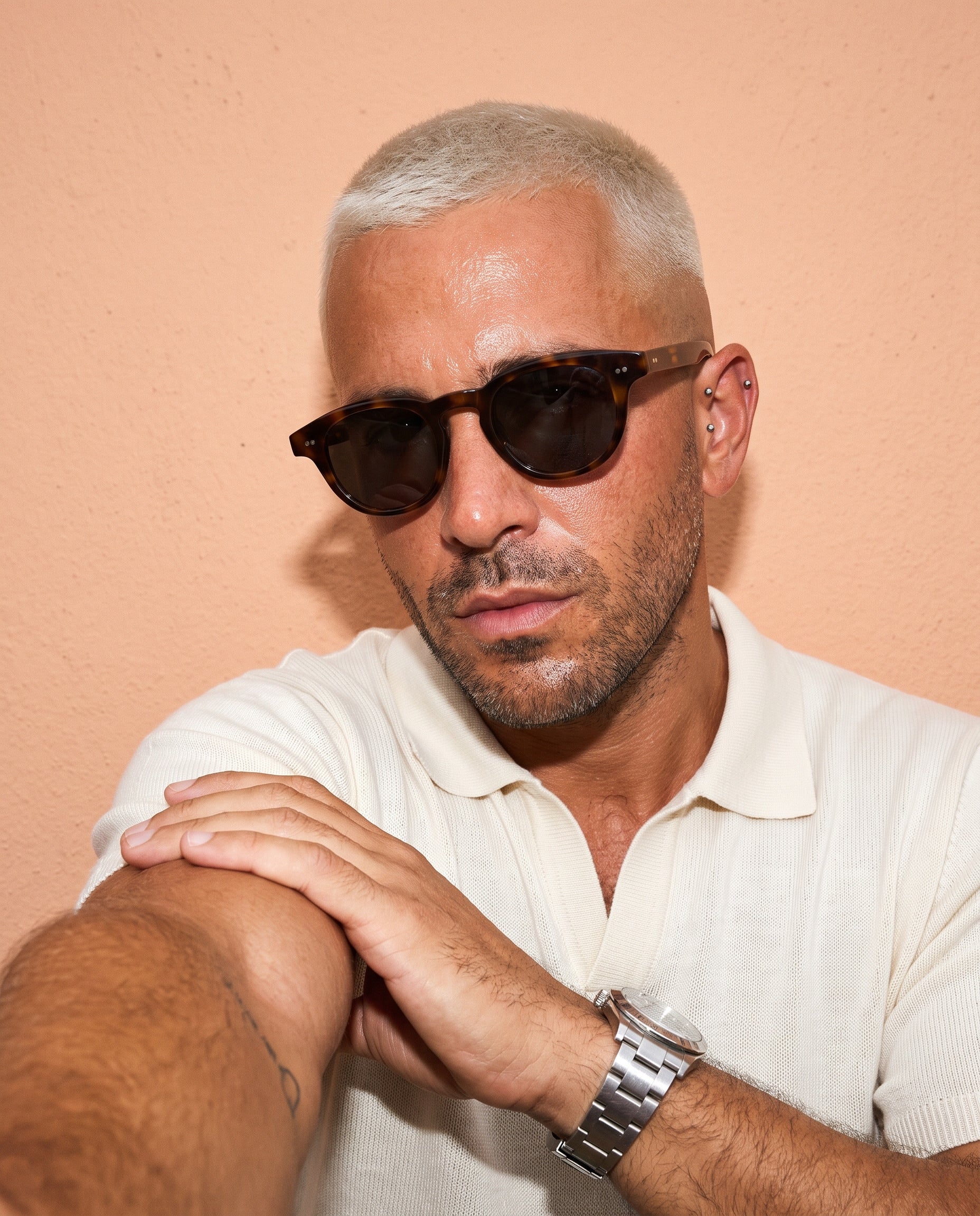 Hipland Cannes Sunglasses Tortoise   Grey on model