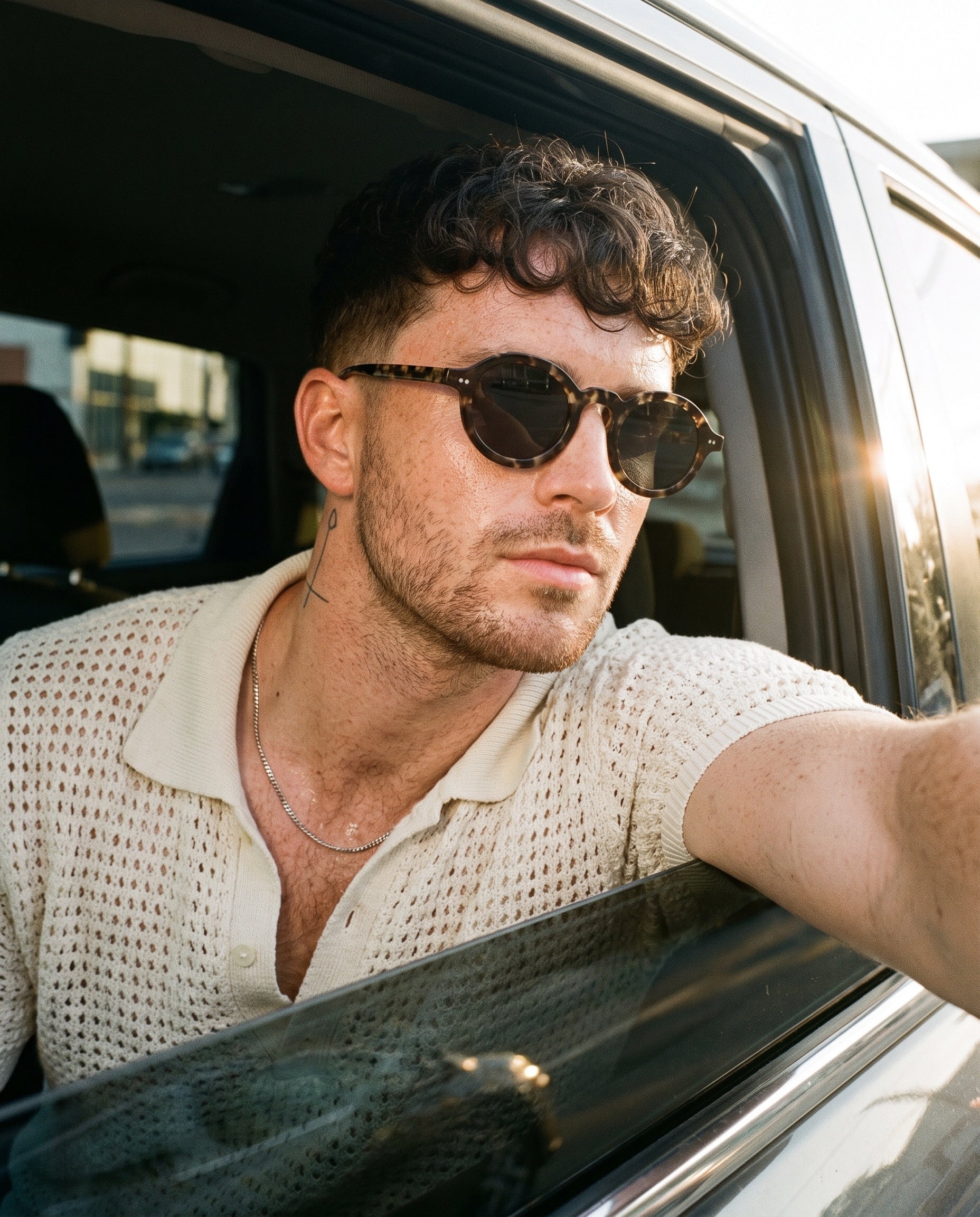 Hipland Maui Sunglasses Tortoise   Grey on model