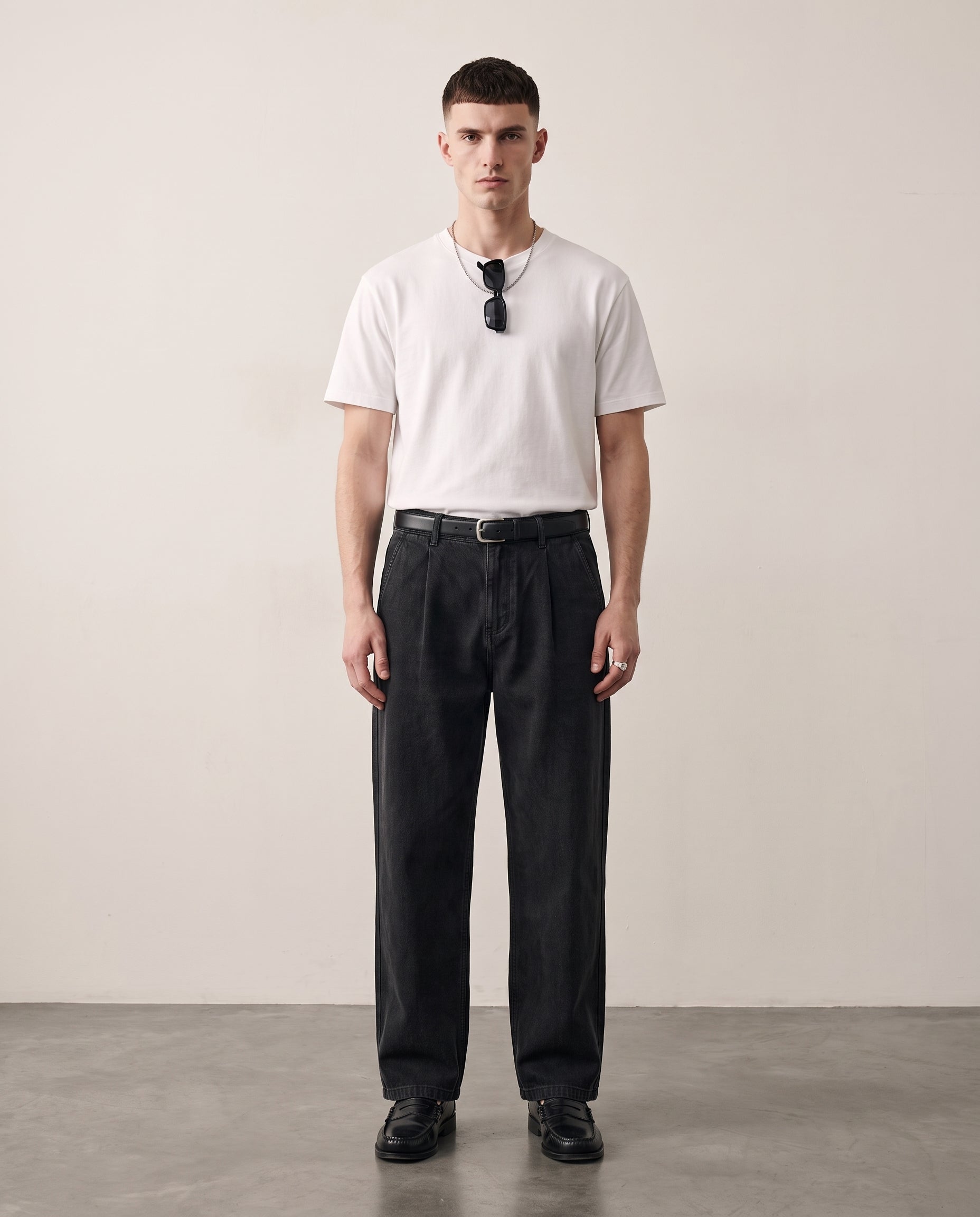 Washed Corduroy Wide-Leg Trousers - Black