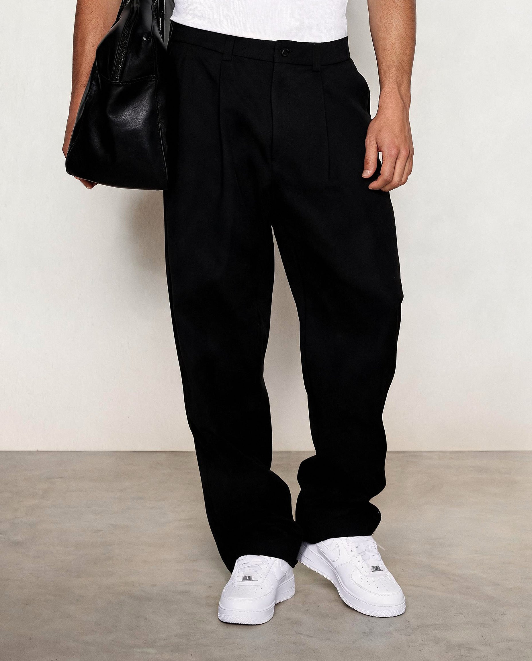 Hipland Pleated Cotton-Nylon Commuter Trousers Black front