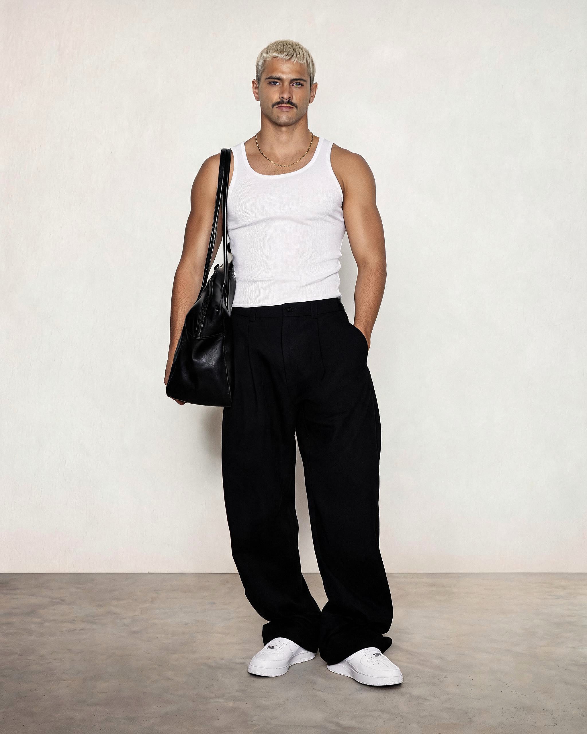 Hipland Pleated Cotton-Nylon Commuter Trousers Black side
