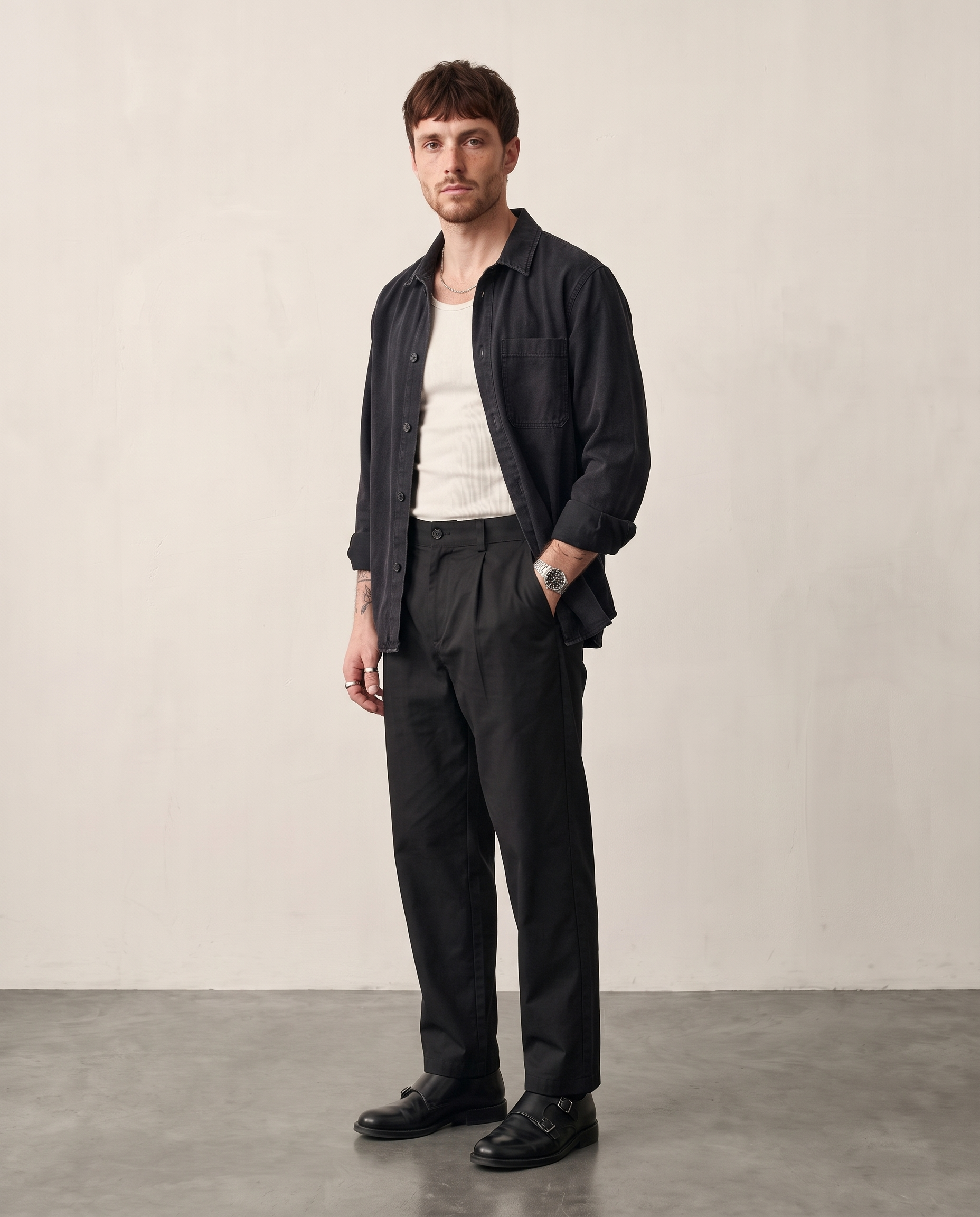 Hipland Pleated Cotton-Nylon Commuter Trousers Black side