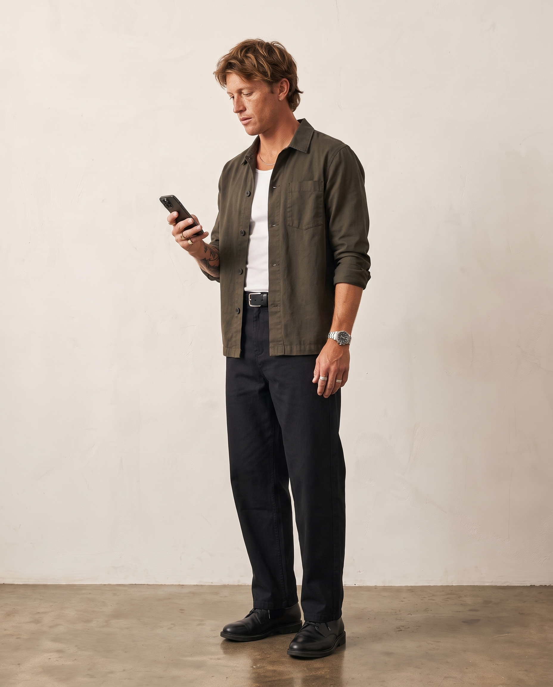 Hipland Cotton-Lyocell Curved-Seam Trousers Black side