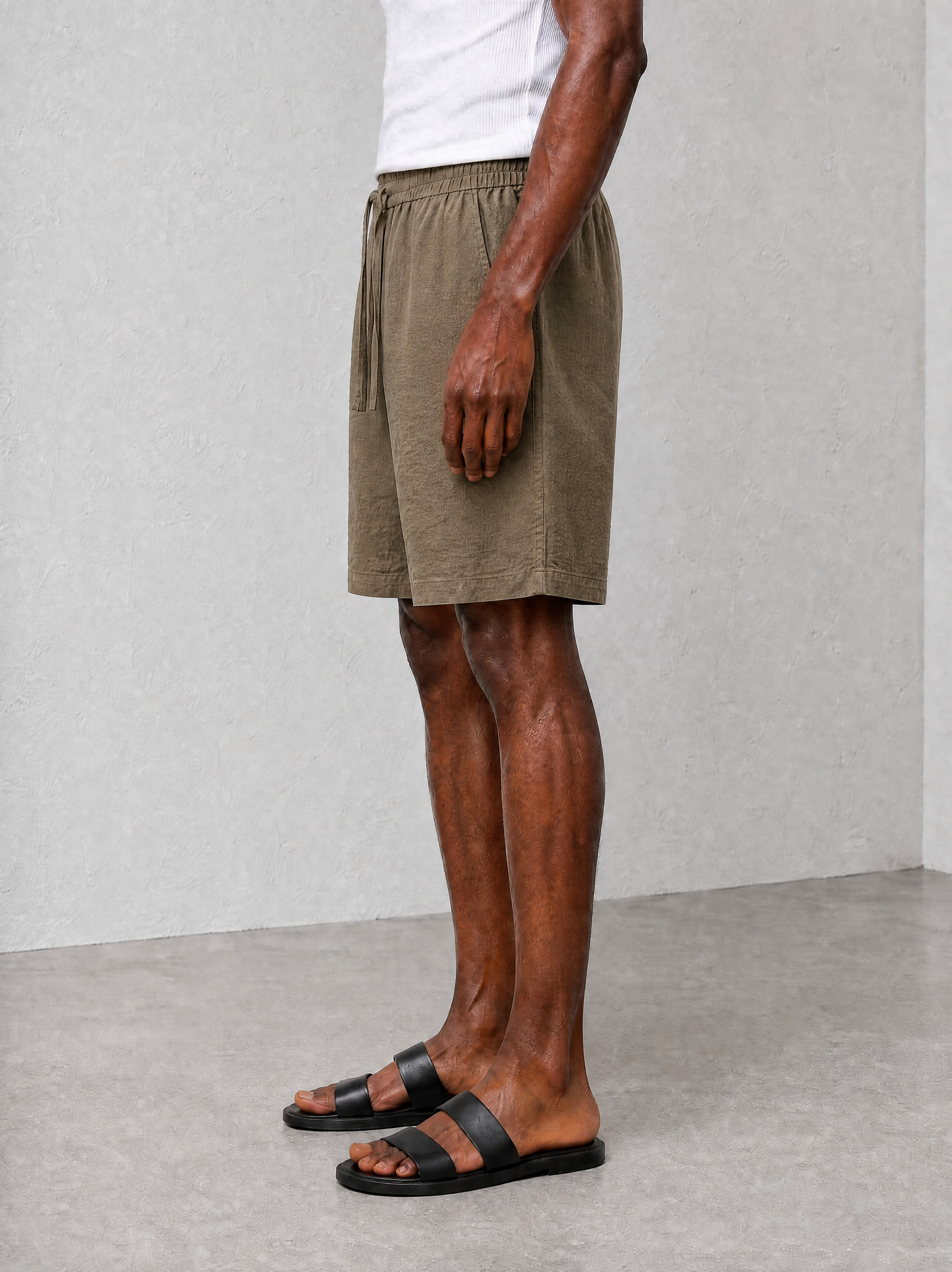 Relaxed Linen Shorts - Olive - back view