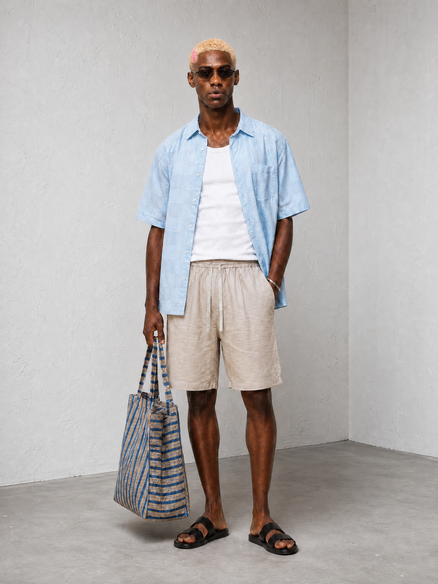 Relaxed Linen Shorts - Sand - front view