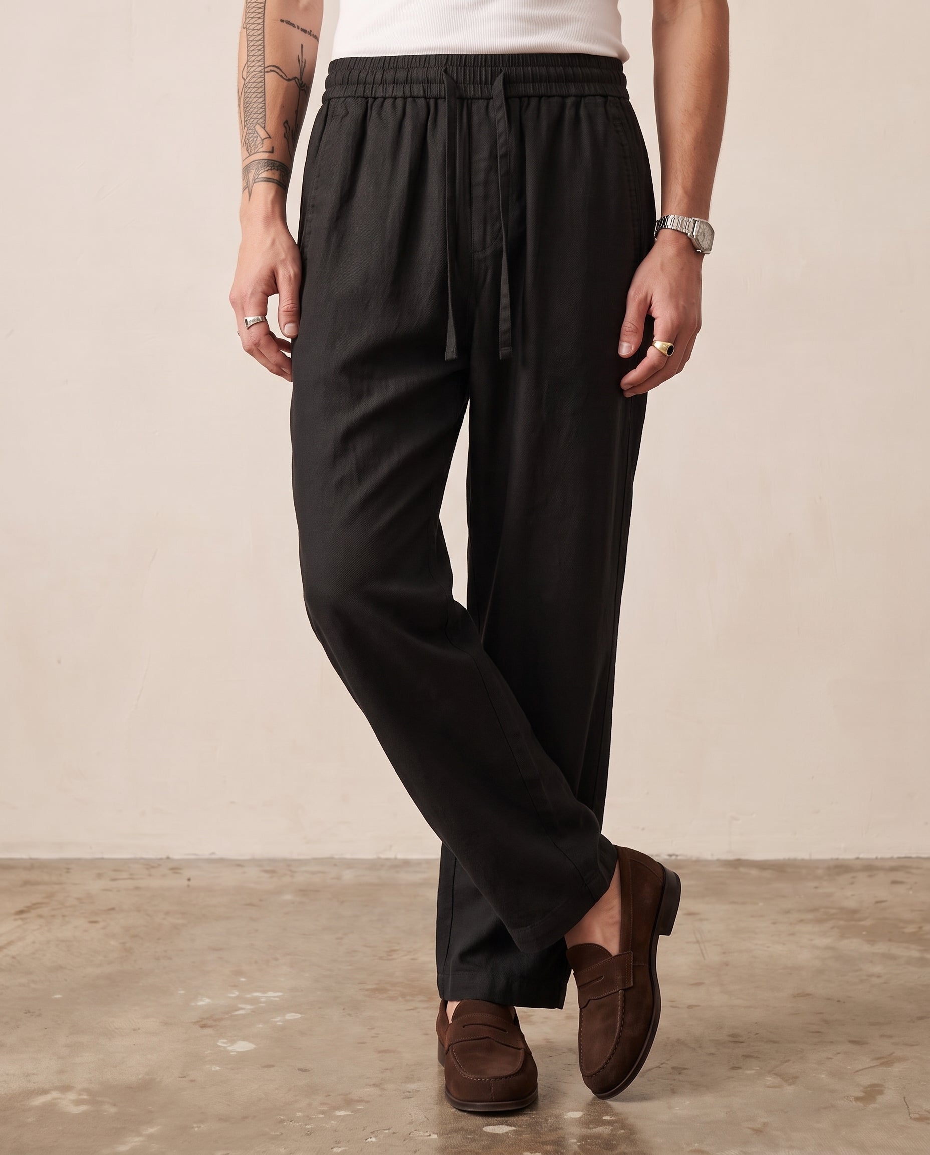 Hipland Lyocell-Linen Drawcord Trousers Black front