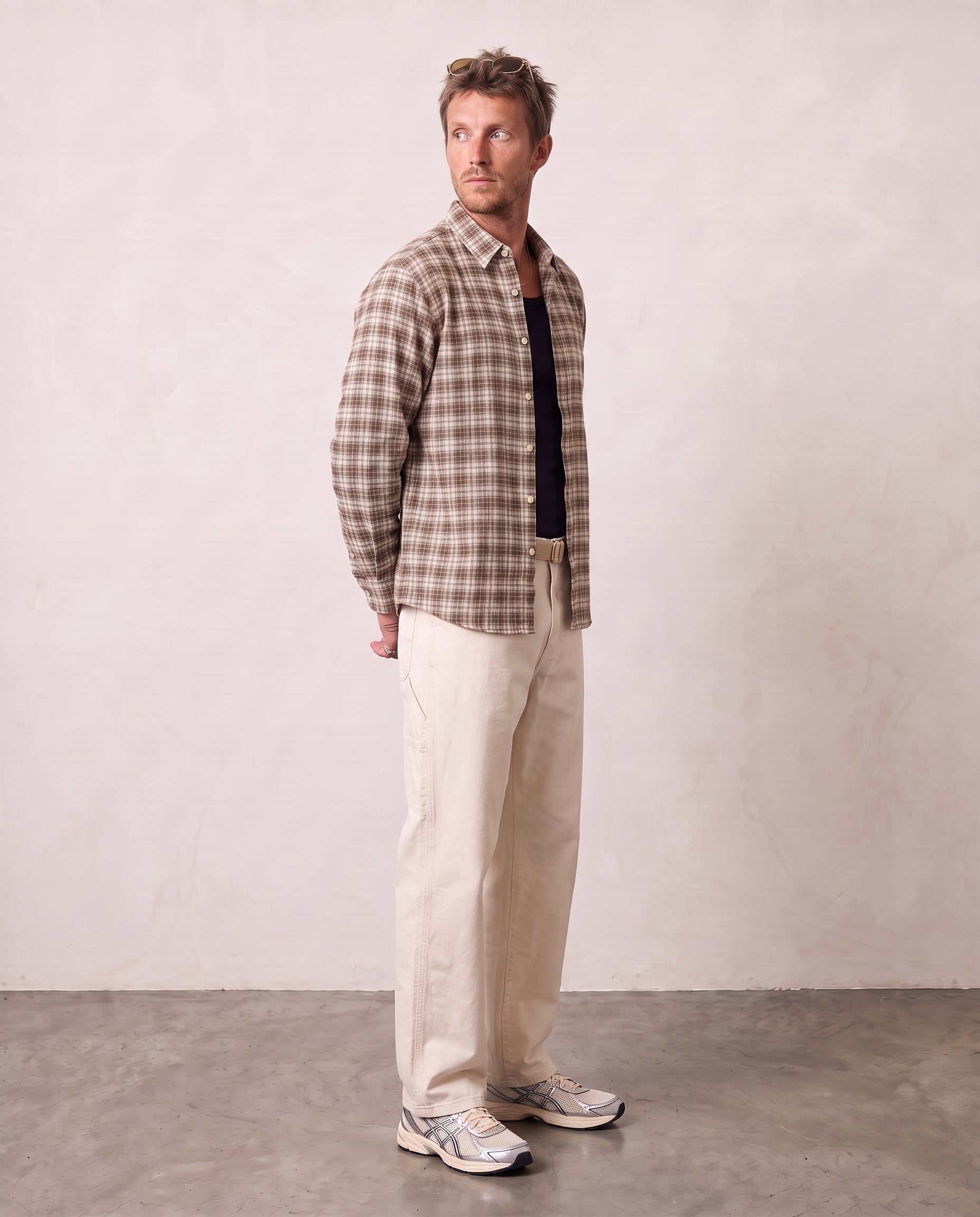 Hipland Yarn-Dyed Plaid Shirt Coffee side