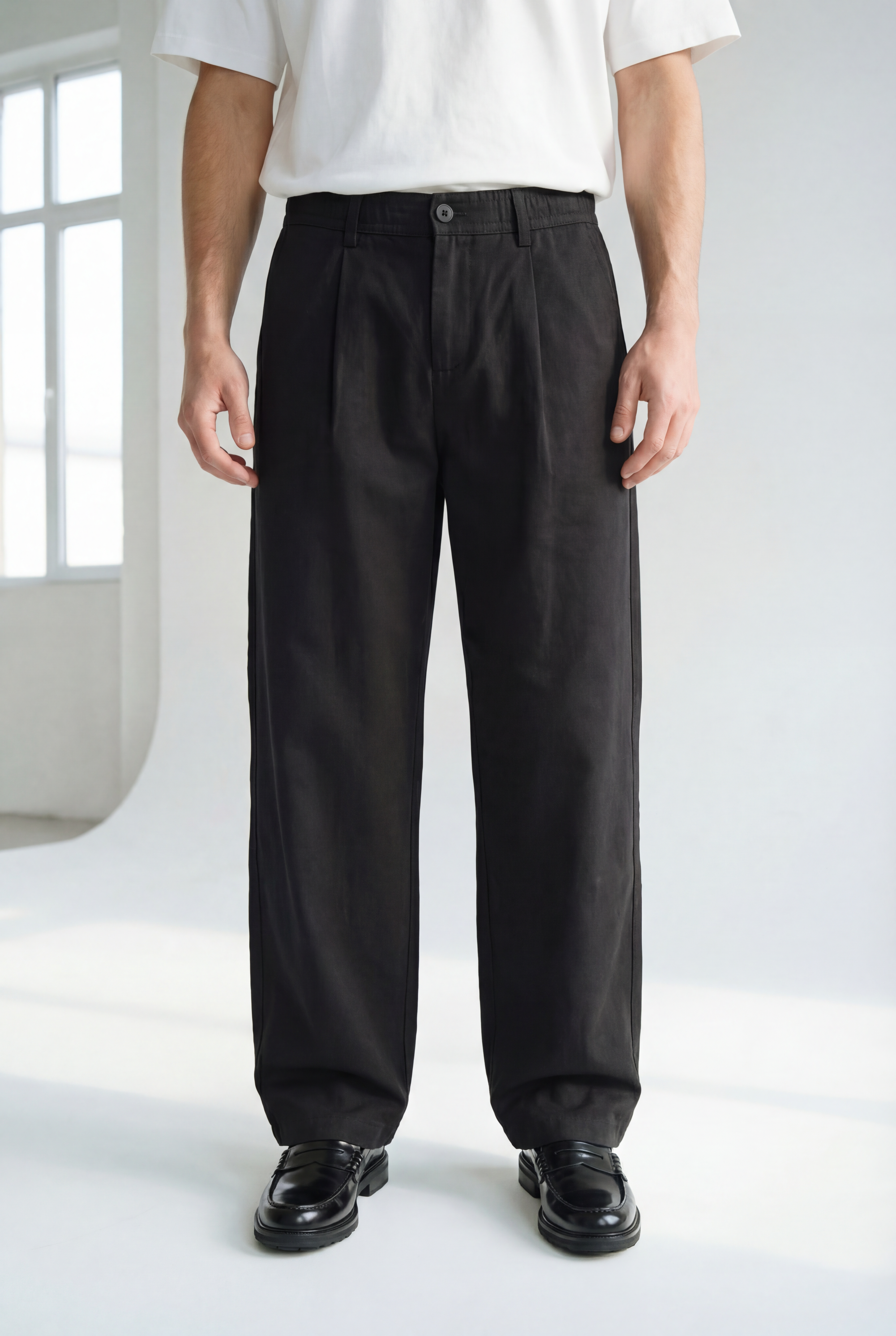 Hipland Pleated Kyoto Trousers - Black - front view