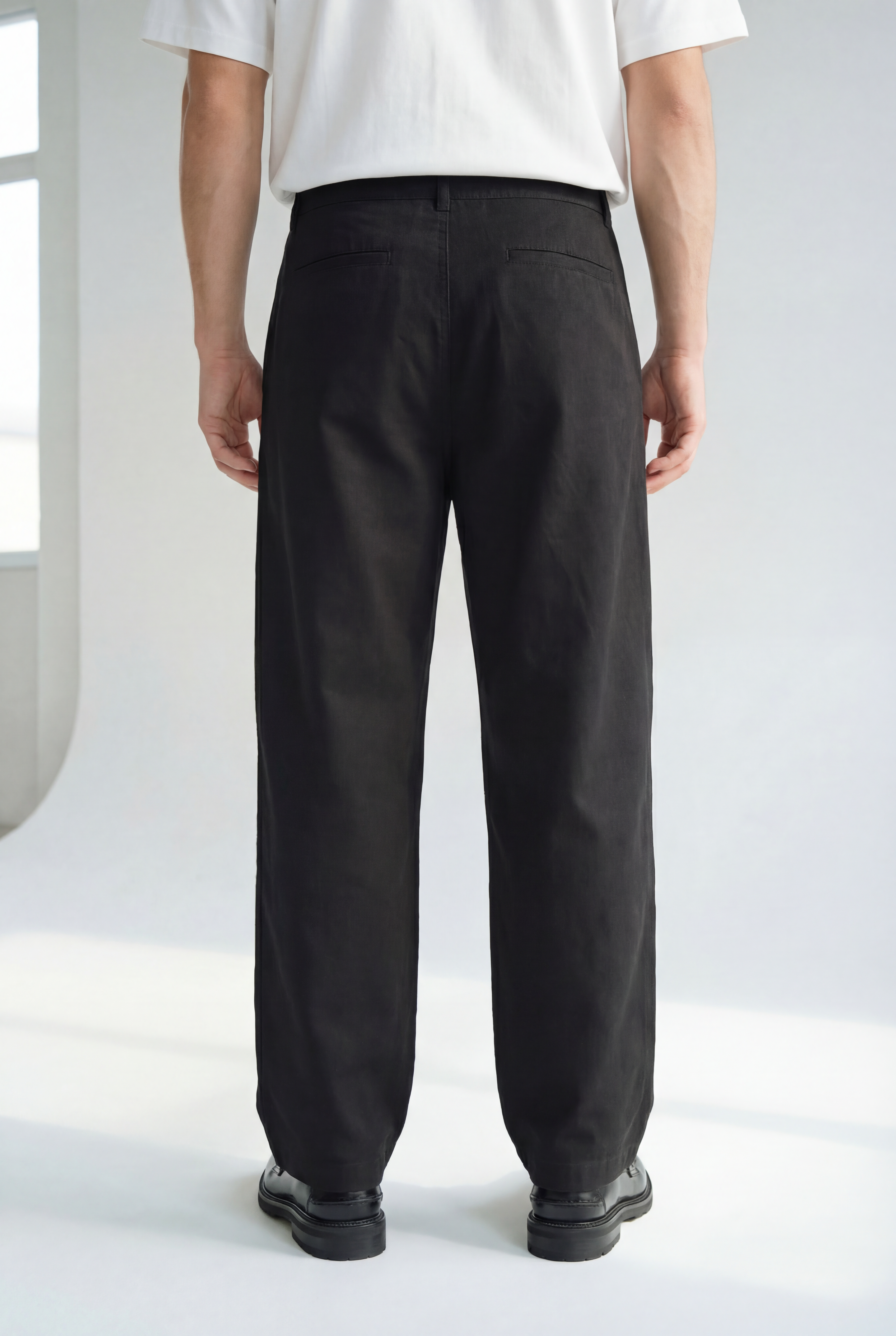 Hipland Pleated Kyoto Trousers - Black - back view