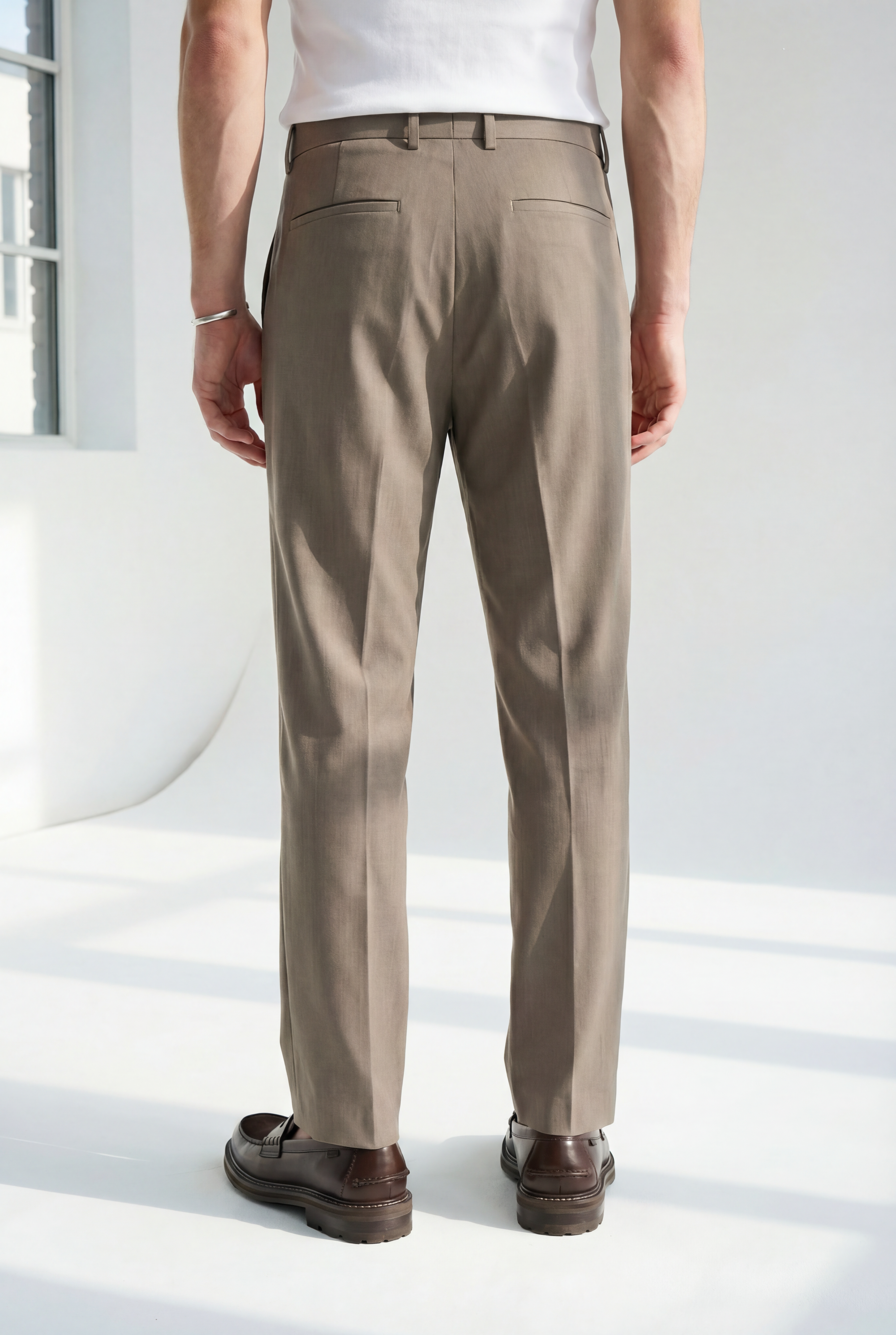 Hipland Studio Pleat Trousers - Taupe - detail view