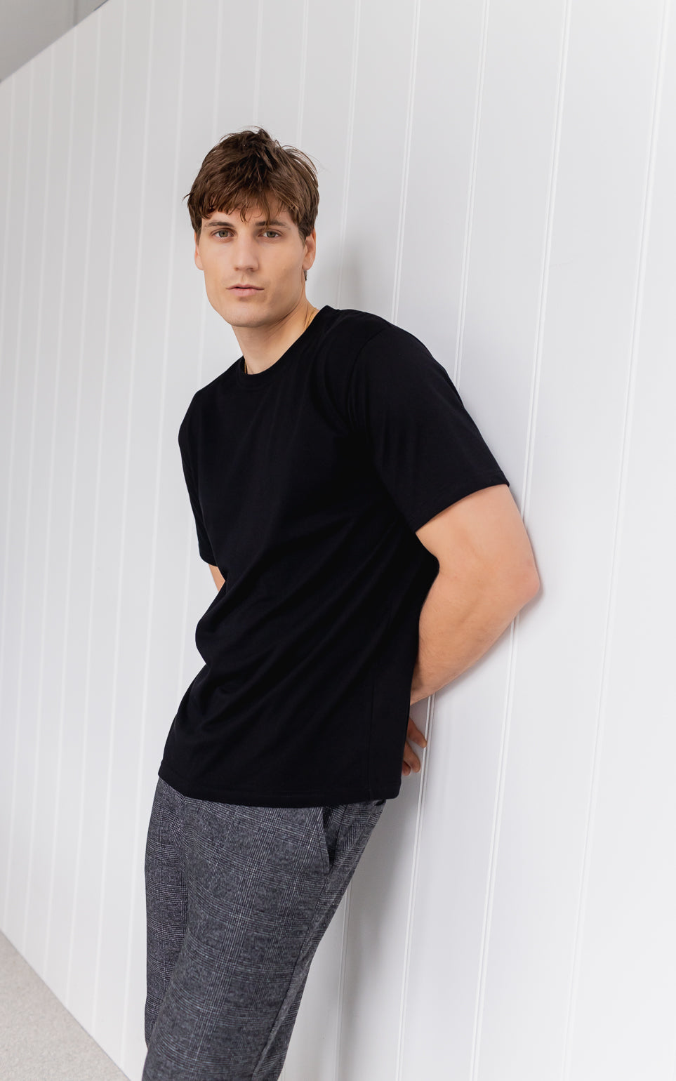 Hipland - Regular Lightweight Tee - Black