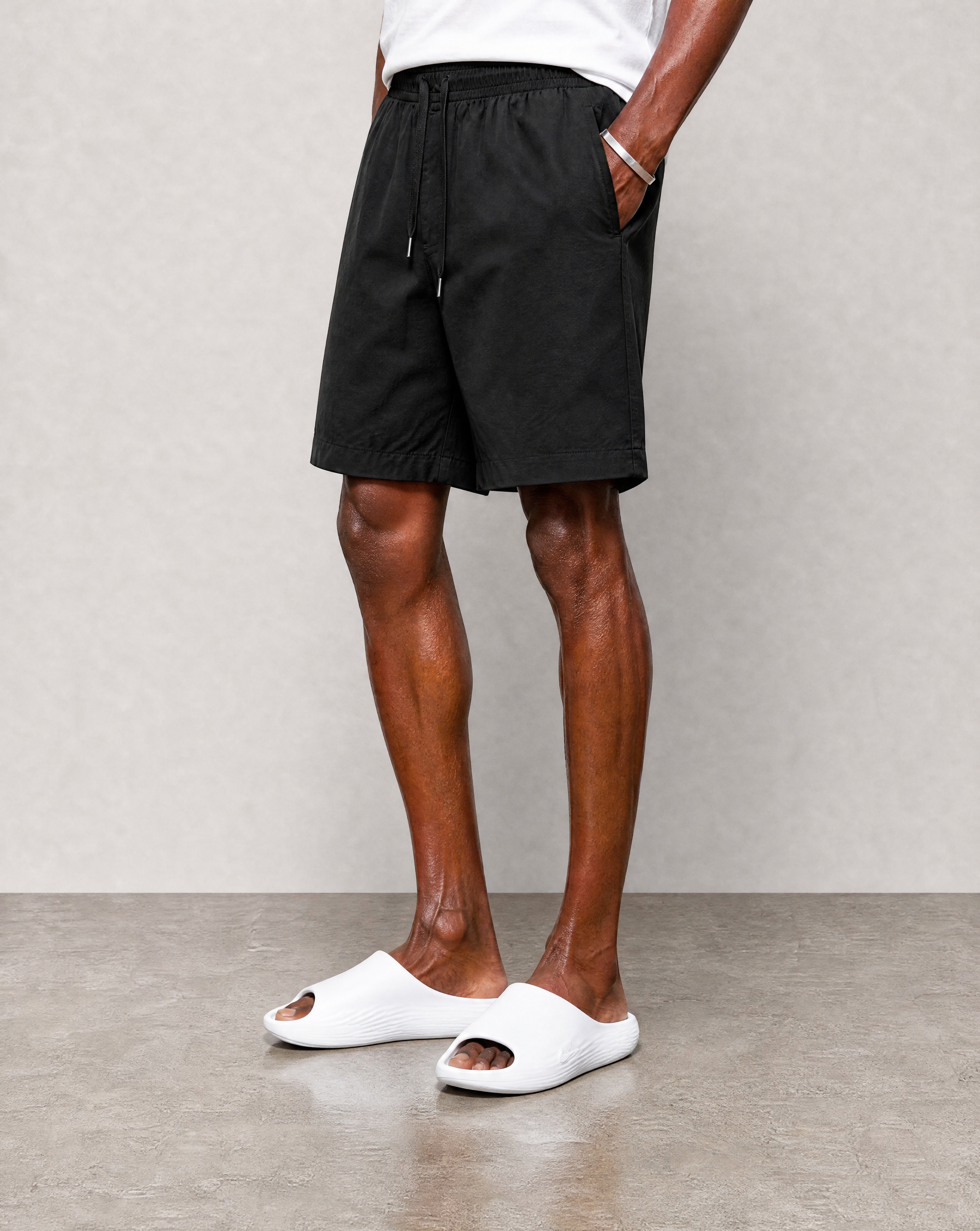 Bondi Shorts - Black - side view