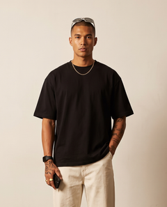 Hipland Frame Tee Black - crop view