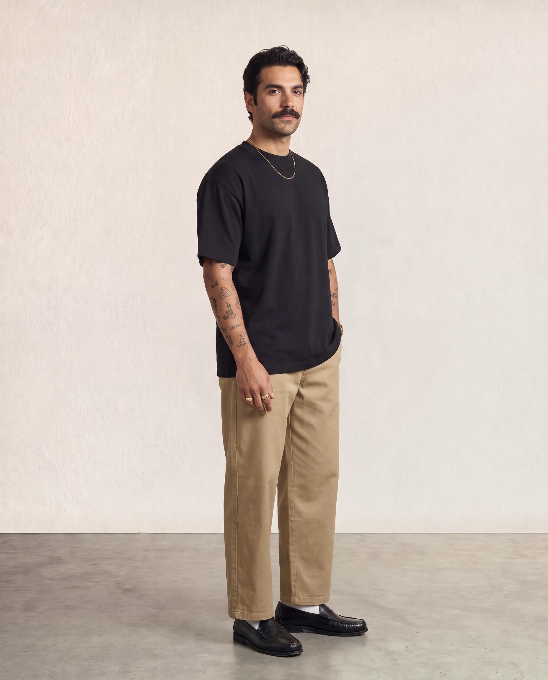 Hipland Frame Tee Black side