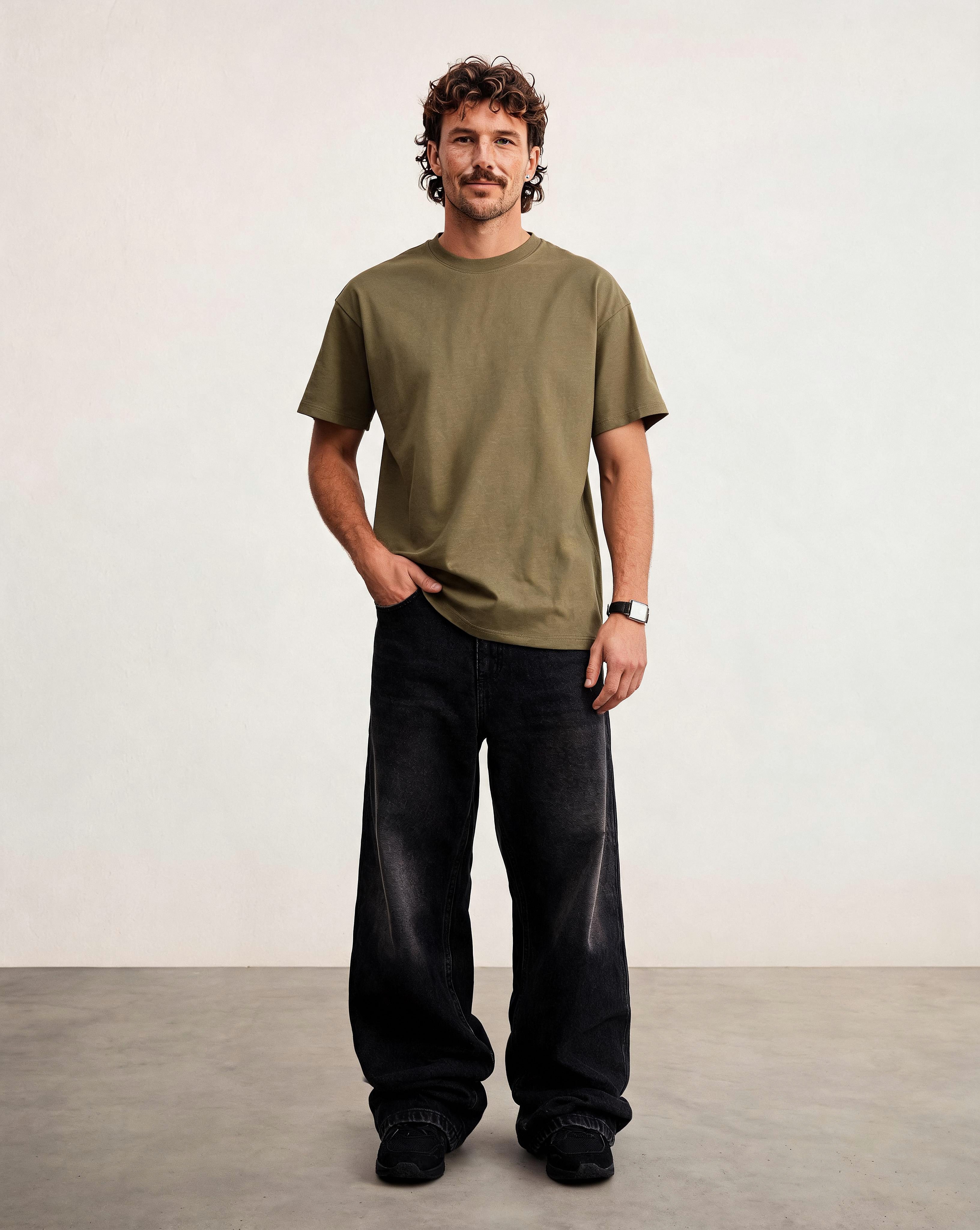 Hipland Frame Tee Moss - front