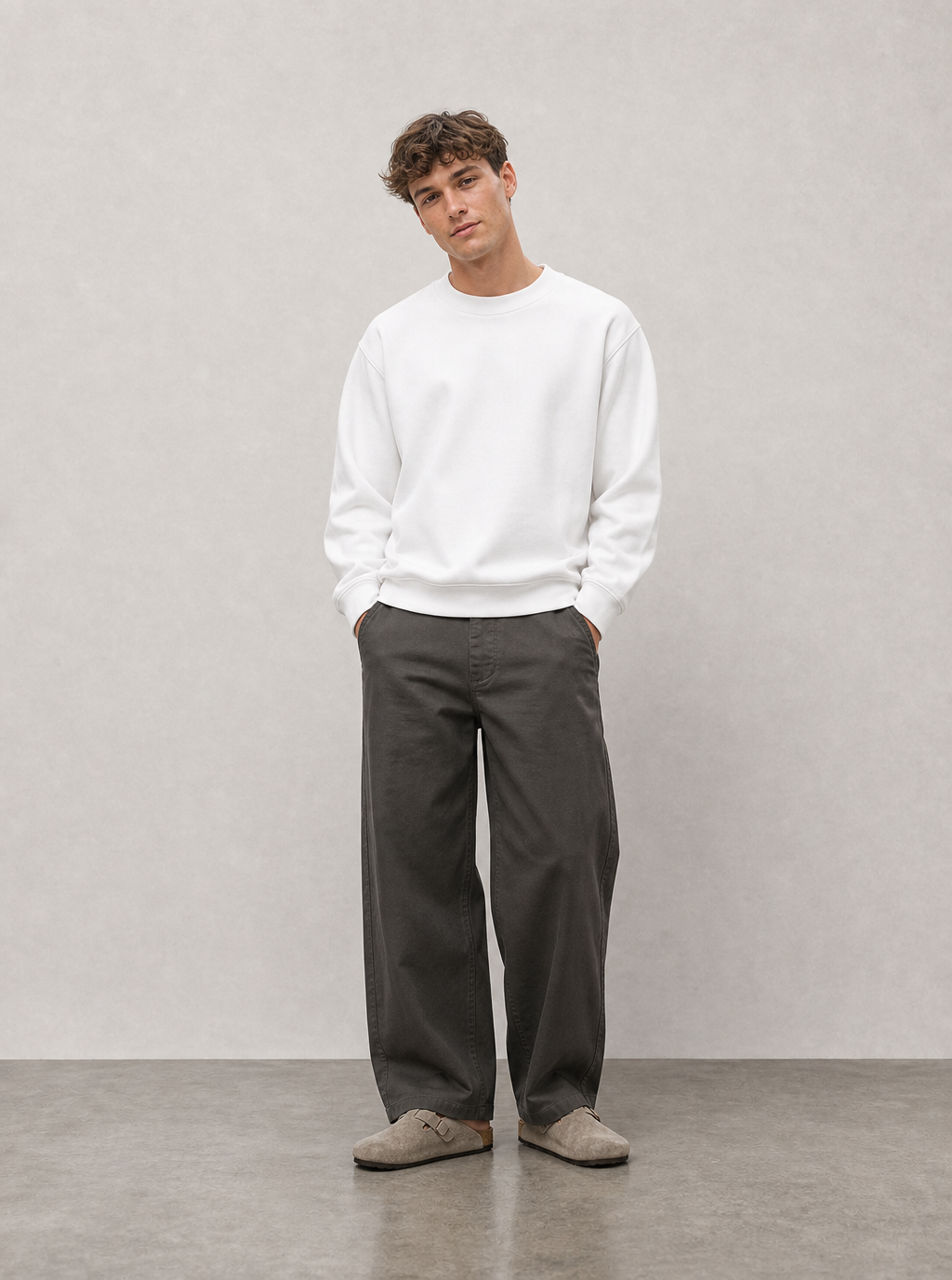 Relaxed Crewneck Sweatshirt - White