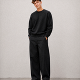 Relaxed Crewneck Sweatshirt - Black - detail view