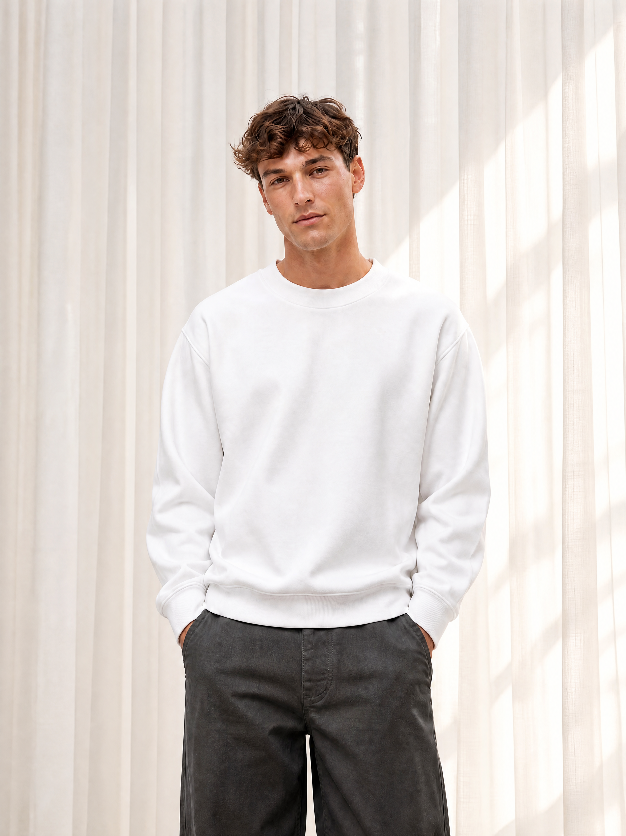 Relaxed Crewneck Sweatshirt - White - front view
