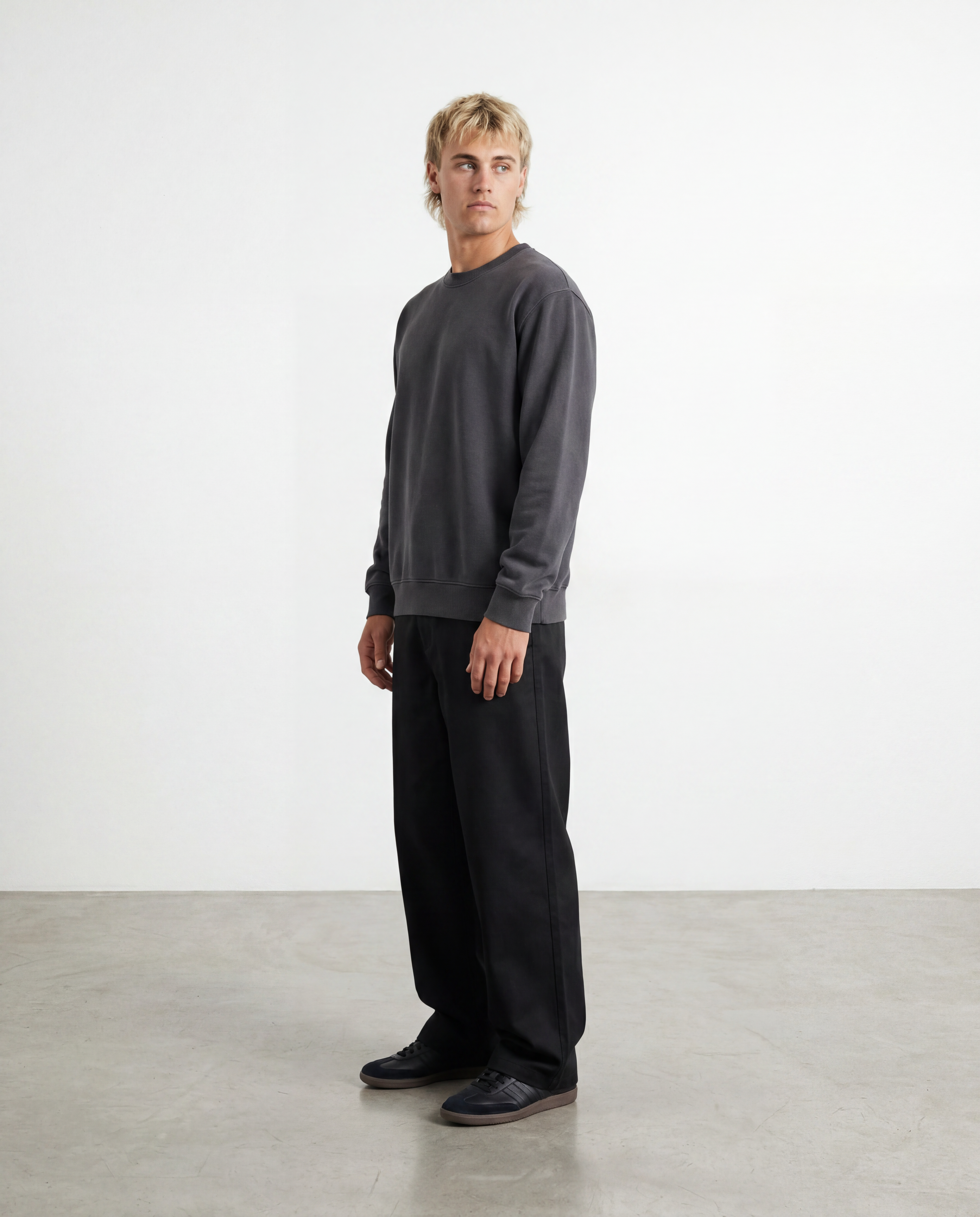 Relaxed Crewneck Sweatshirt - Dark Grey