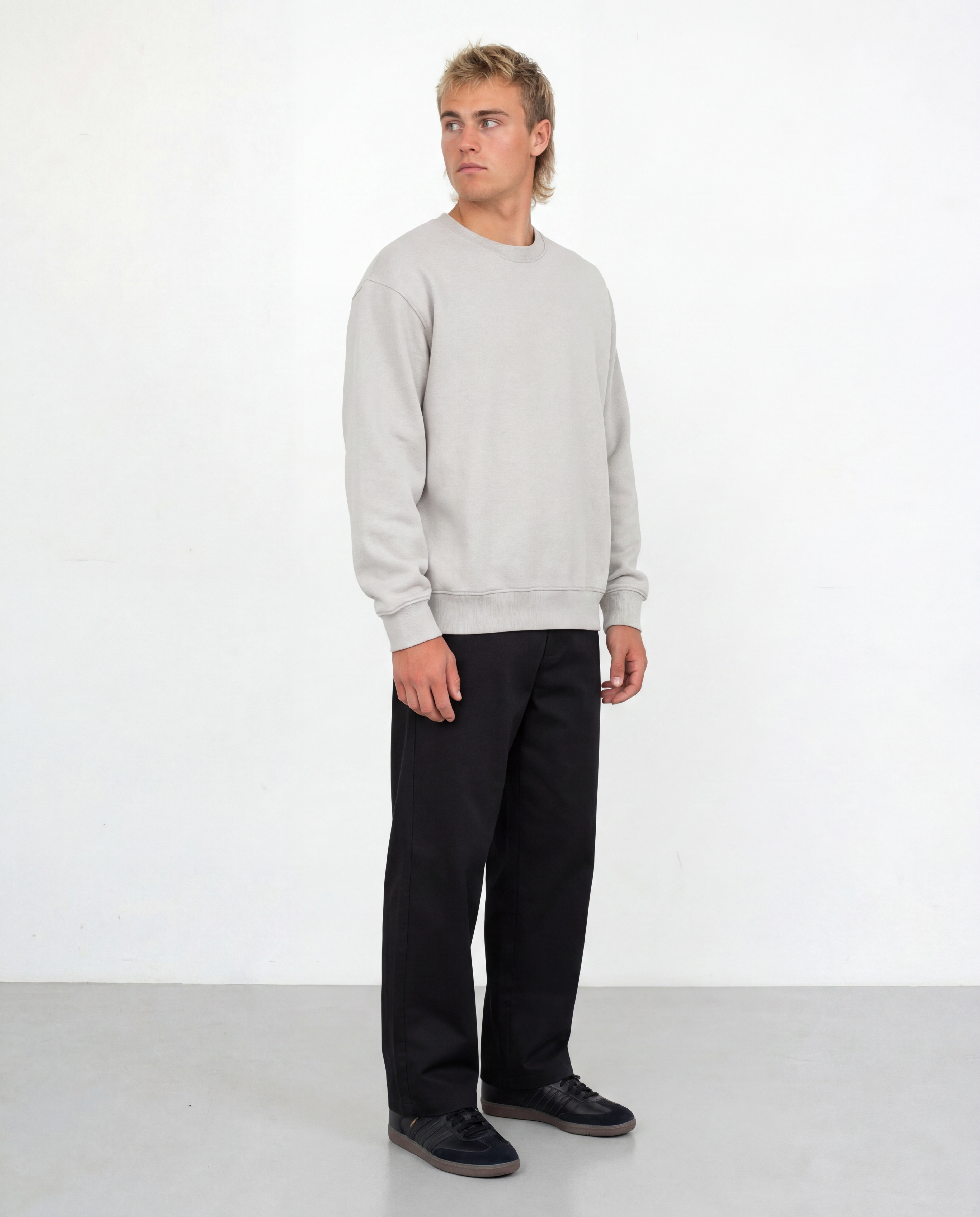 Relaxed Crewneck Sweatshirt - Light Grey