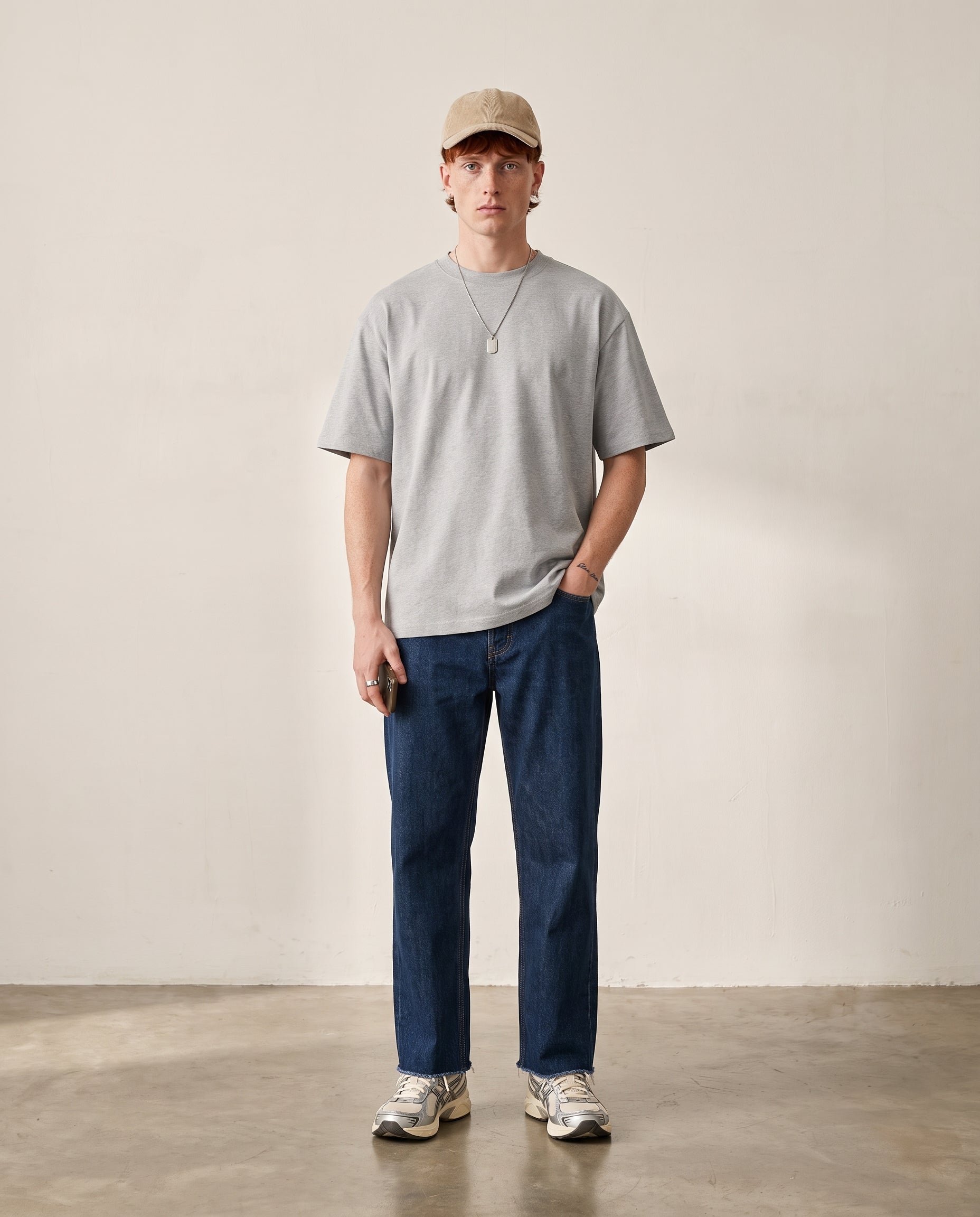 Hipland 300GSM Big Tee - Grey - model front view