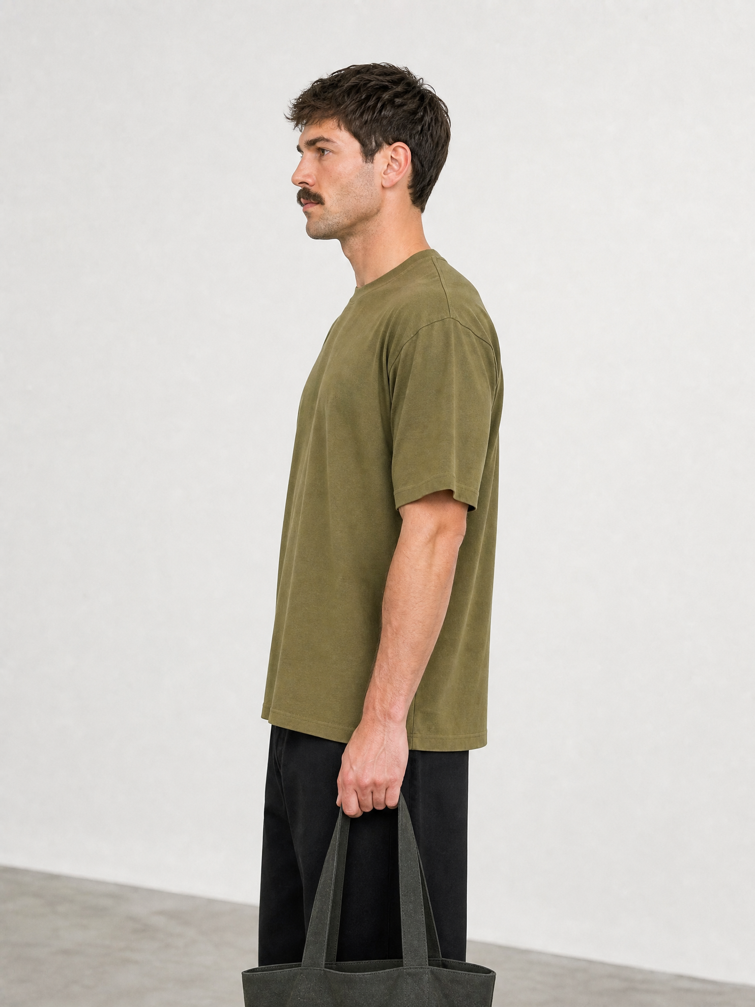 Frame Tee - Moss - model front view