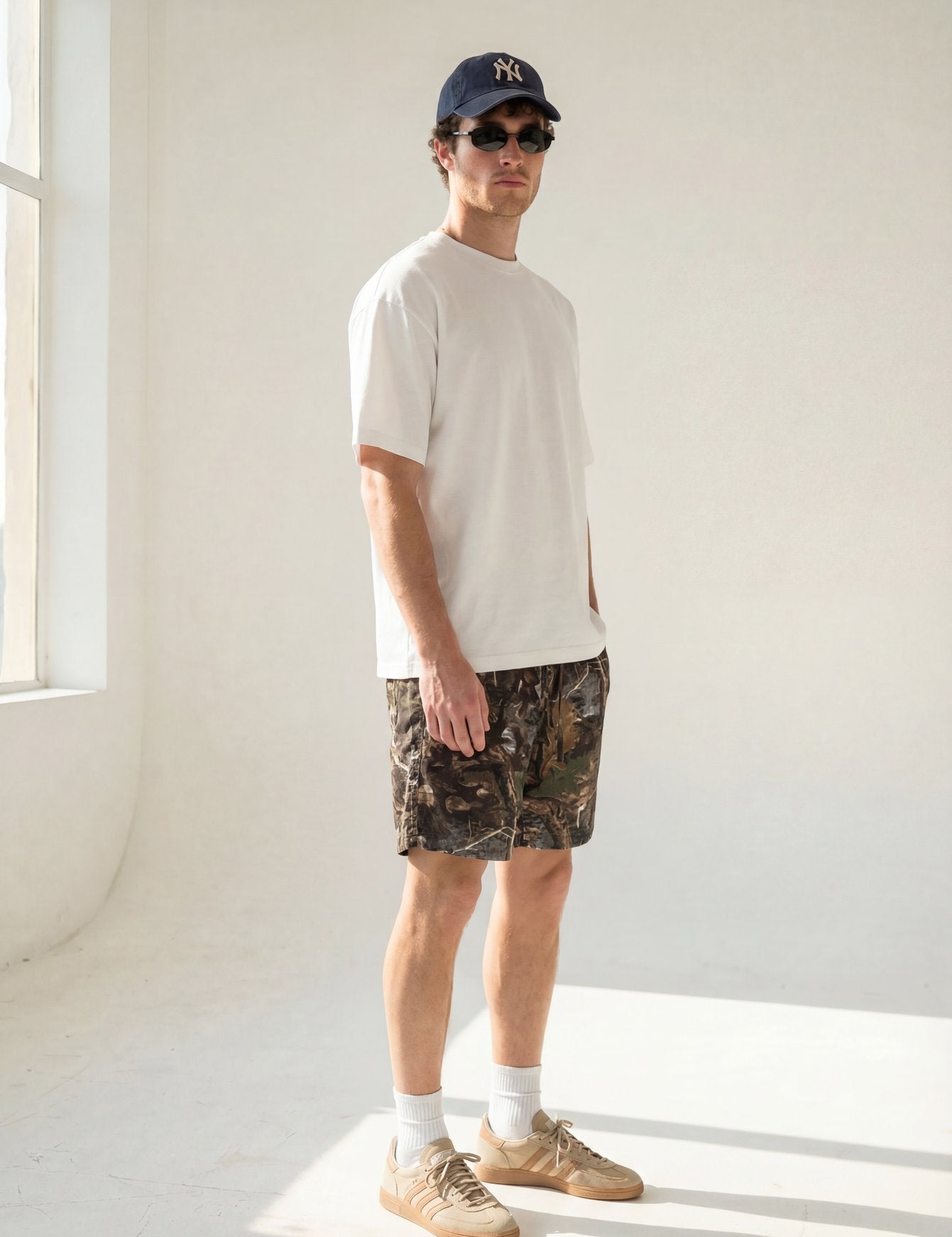 Hipland Bush Camo Shorts Dark Camo lifestyle
