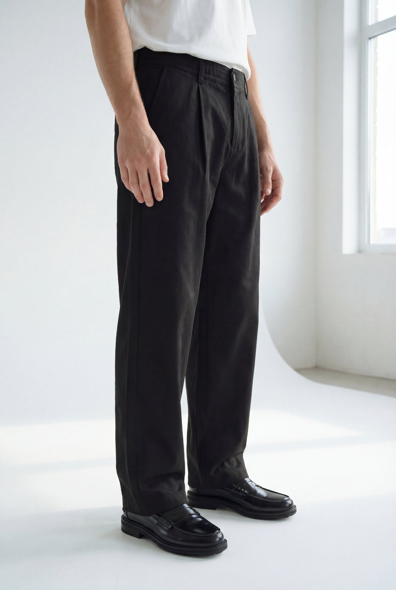 Hipland Pleated Kyoto Trousers Black lifestyle